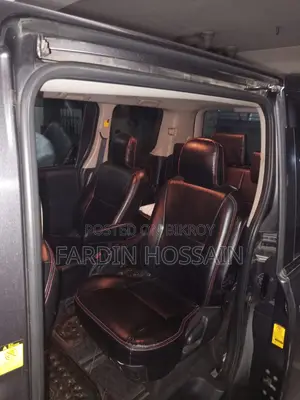 Toyota Noah 2.0 158hp FWD (7 Seater) 2012 Gray
