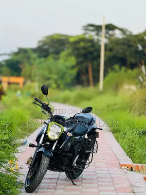 Suzuki Gixxer SF 2025