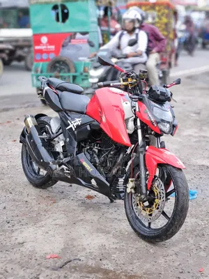 TVS Apache 160 4V 2022 Red