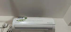 2 ACs like new