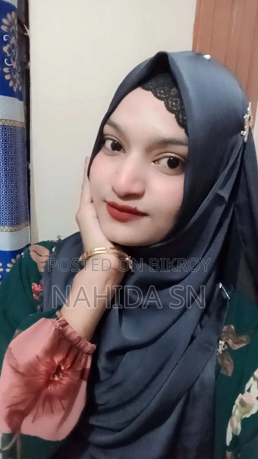 রিসেপশনিস্ট নিয়োগ চলছে