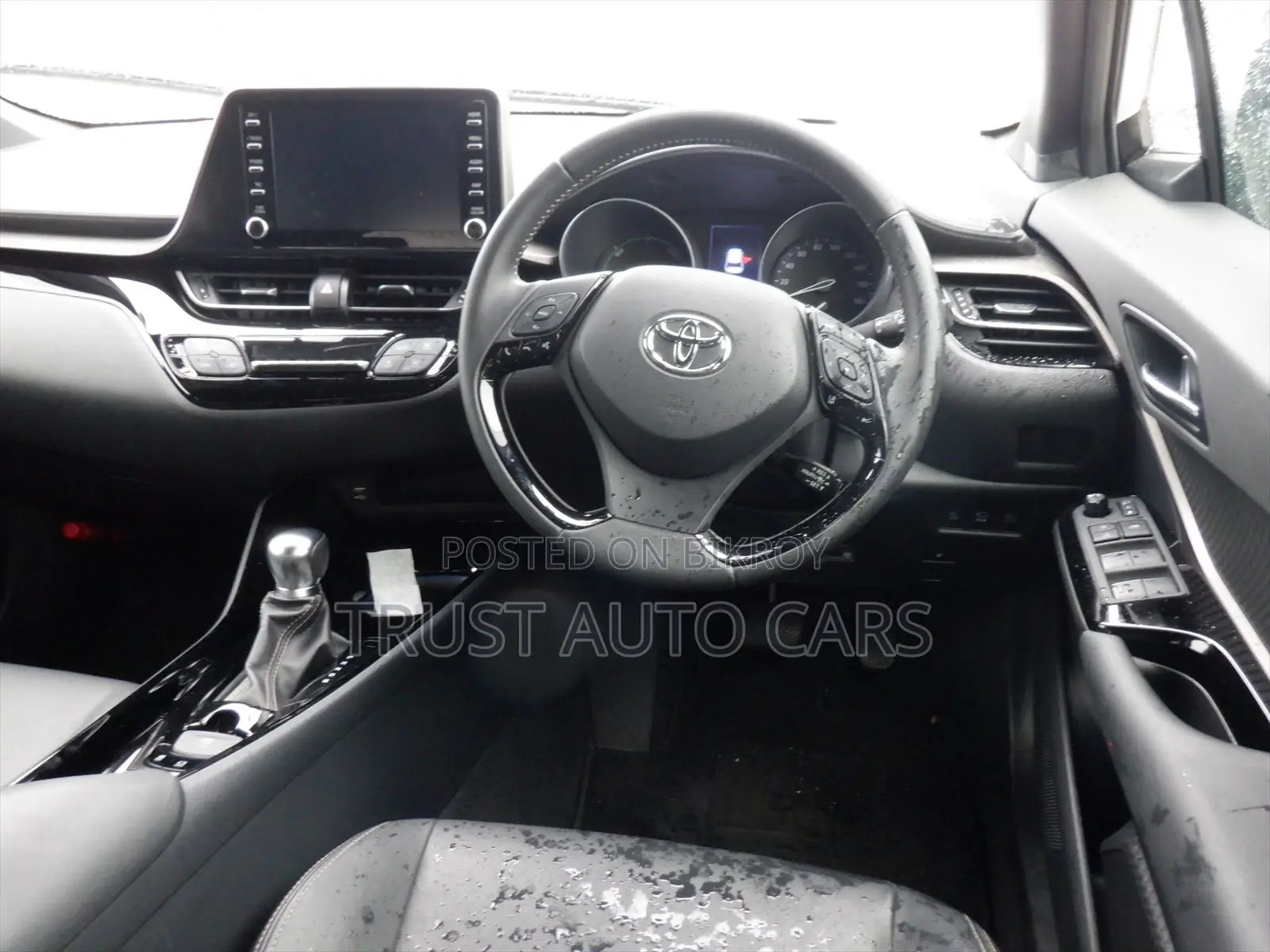 Toyota C-HR 2022 White