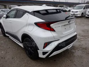 Toyota C-HR 2022 White