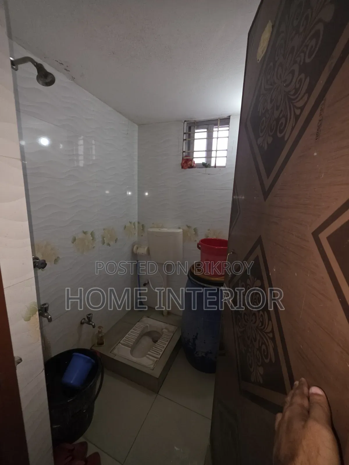 শাহজাদপুরে ৩ বেডরুমের অ্যাপার্টমেন্ট বিক্রয়