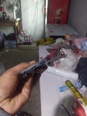 অপ্পো এফ২১ প্রো ১২৮ জিবি কালো