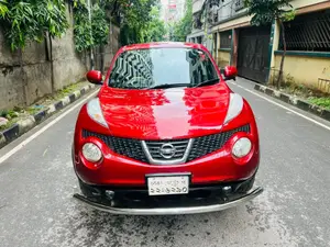 নিসান জুক এসএল অটোমেটিক ২০১১ মেরুন