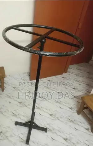 বিজনেস ক্লোথ হ্যাঙ্গার