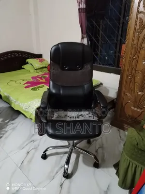 Boss Chair