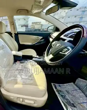 টয়োটা প্রমিও ২০২১ বেইজ