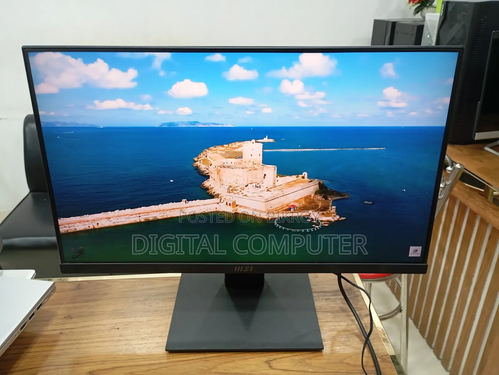 Original MSI 24" Taiwan Monitor