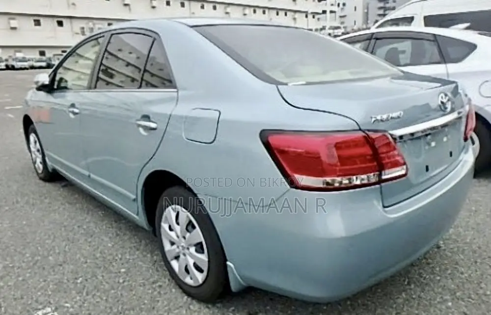 টয়োটা প্রমিও ২০২১ বেইজ