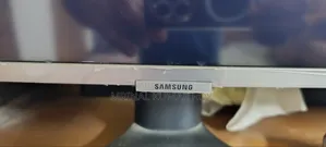 Samsung 50" UHD Smart LED TV (UE50NU7470) | Wi-Fi | 3 HDMI