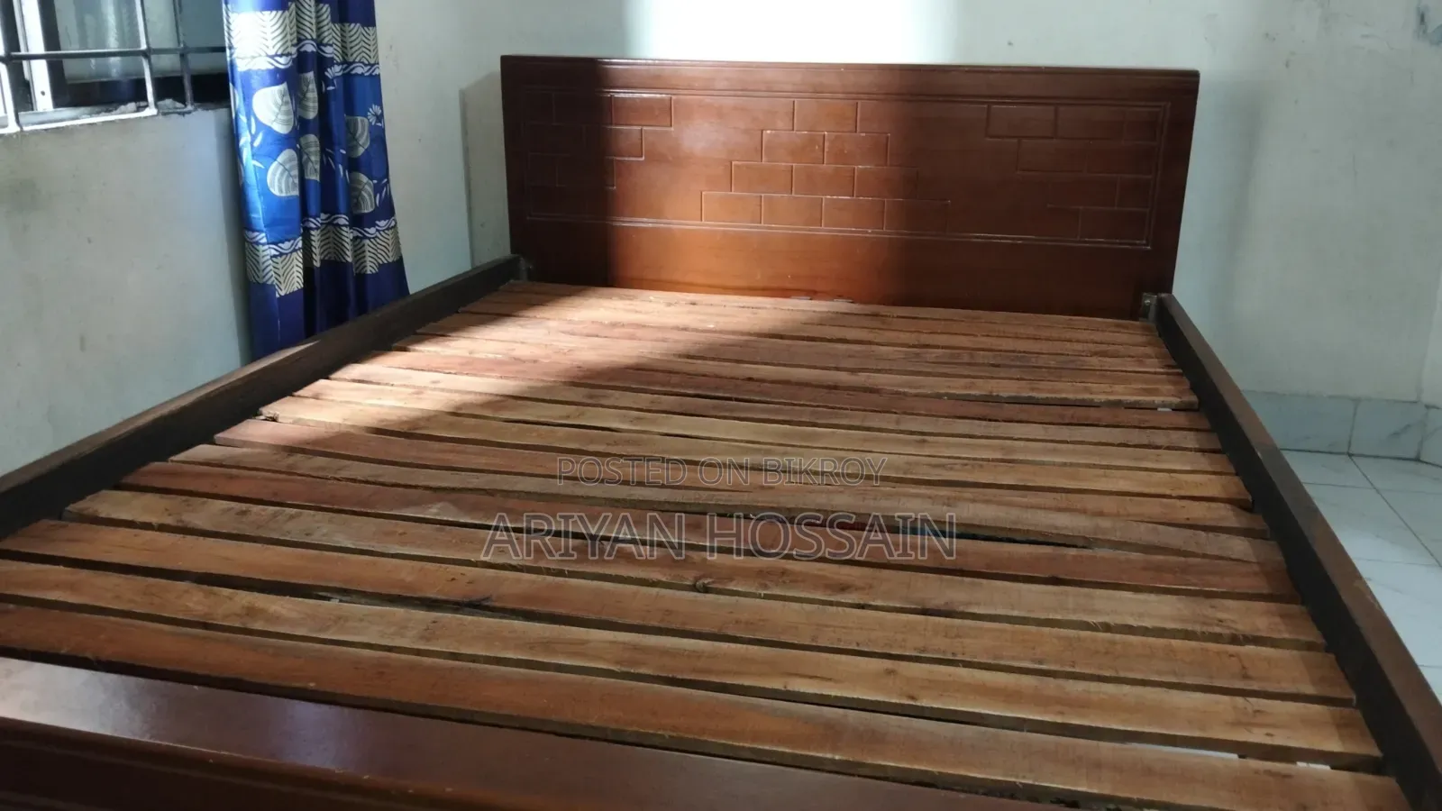 Beautifully Designed Processed Wood Double Bed (Good Condition)