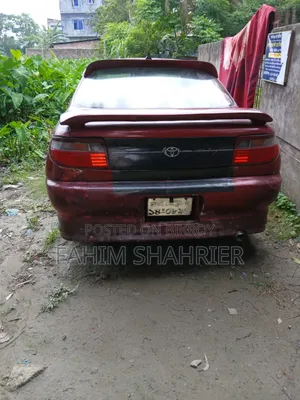 টয়োটা করোল্লা ২০০৫ রেড