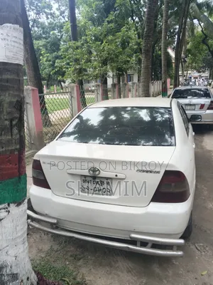 Toyota Corolla 2001 White