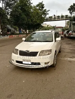 টয়োটা করোল্লা ফিল্ডার ২০০৪ হোয়াইট