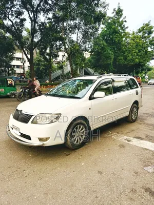 Toyota Corolla Fielder 2004 White