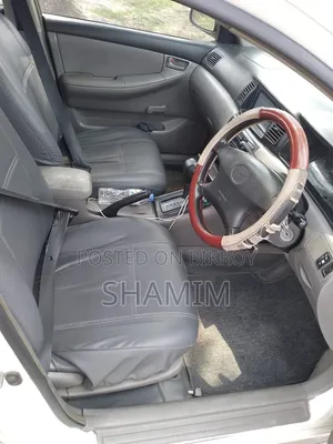 Toyota Corolla 2001 White
