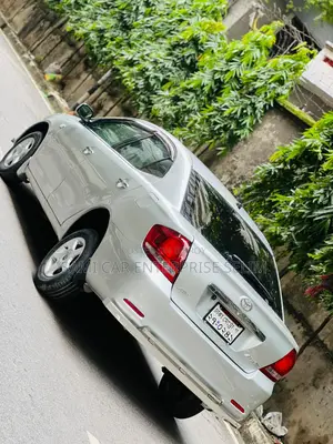 টয়োটা অ্যালিয়ন ১.৮ ২০০২ রূপালী