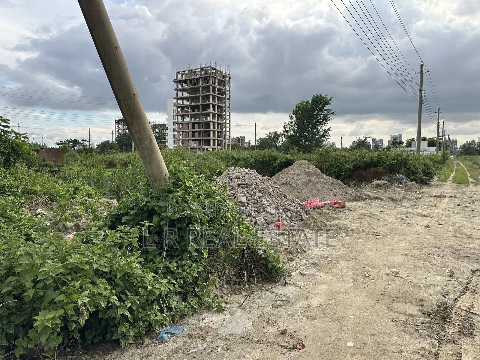 N-Block, 3 Katha, South-Facing, Central Mosque, Bashundhara R/A