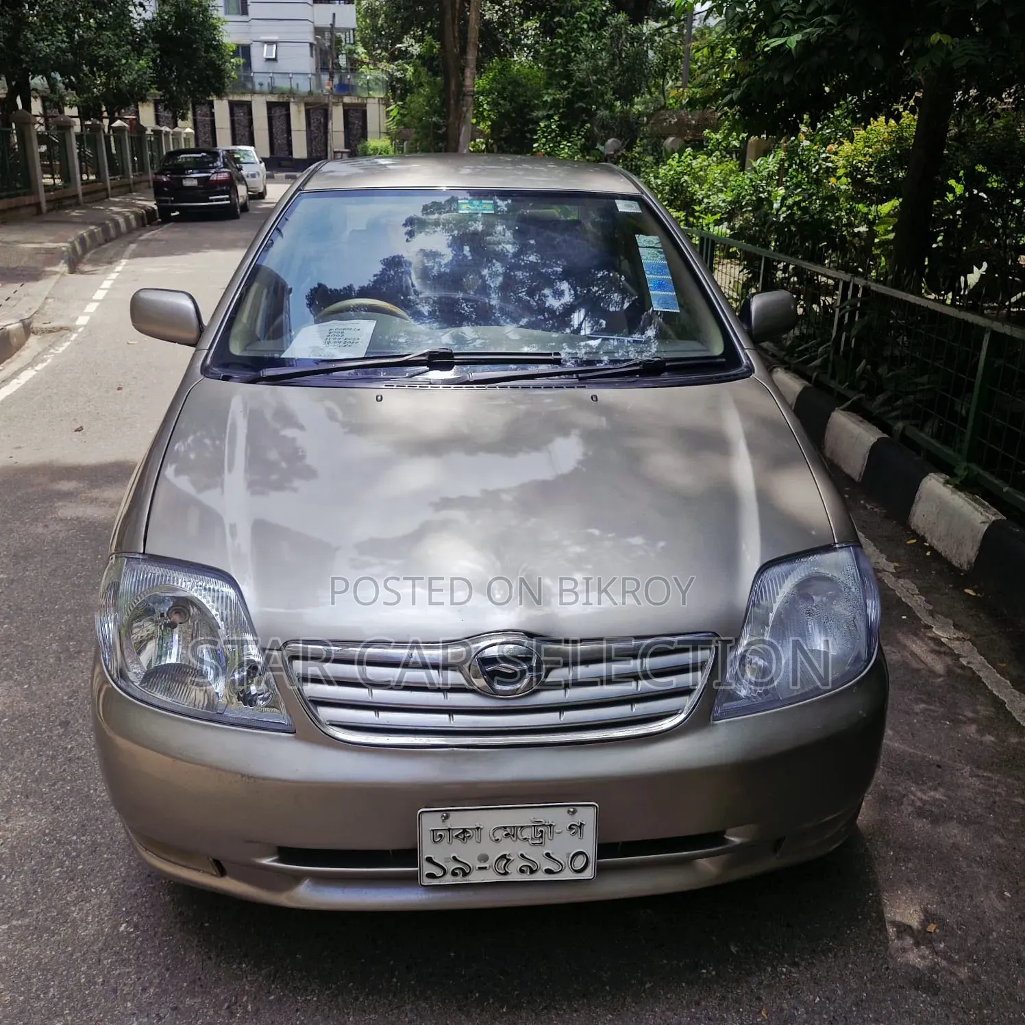 টয়োটা করোল্লা ২০০২ বেইজ