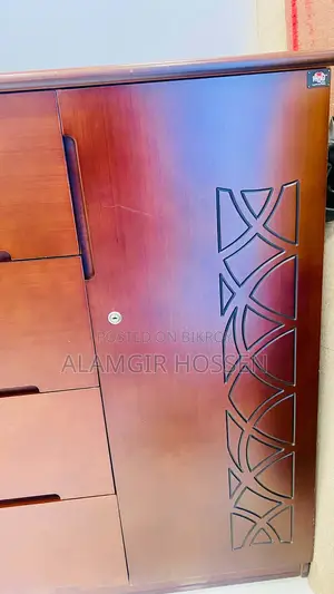Regal Wardrobe Almost New