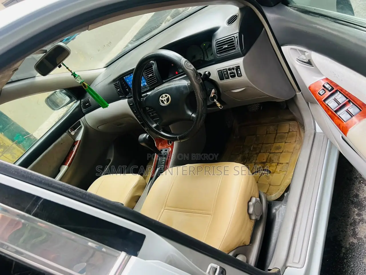 টয়োটা করোল্লা ১.৯ ডি সেডান ২০০০ সিলভার