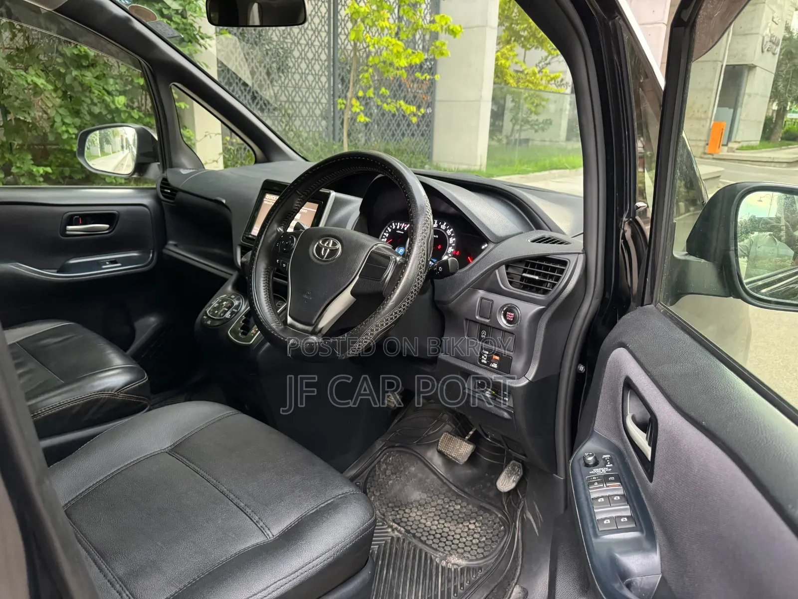 Toyota Coaster 2015 Black