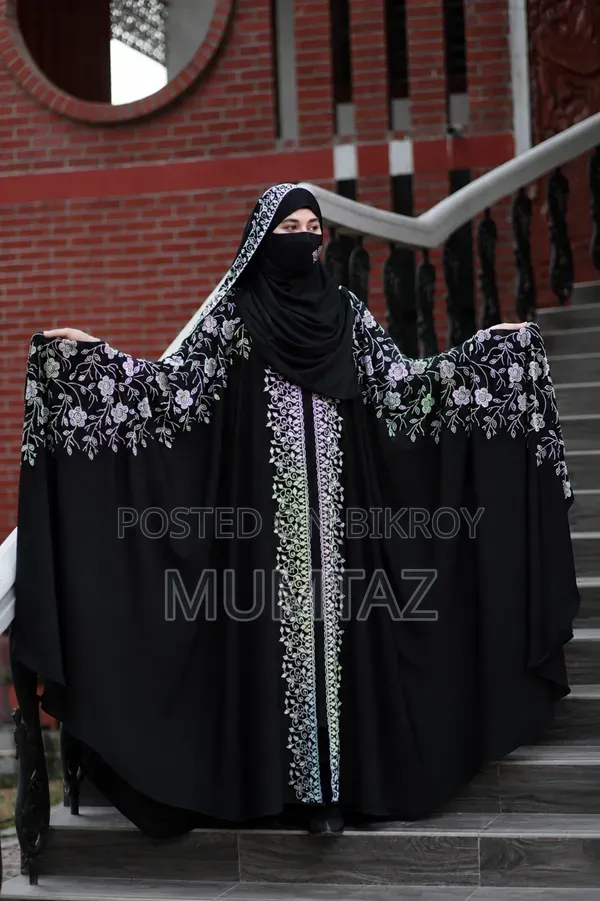 Golap Kaptan Abhaiya With Hijab