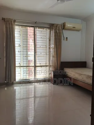 গুলশানে সাজানো ৩ বেডরুমের অ্যাপার্টমেন্ট বিক্রয়ের জন্য