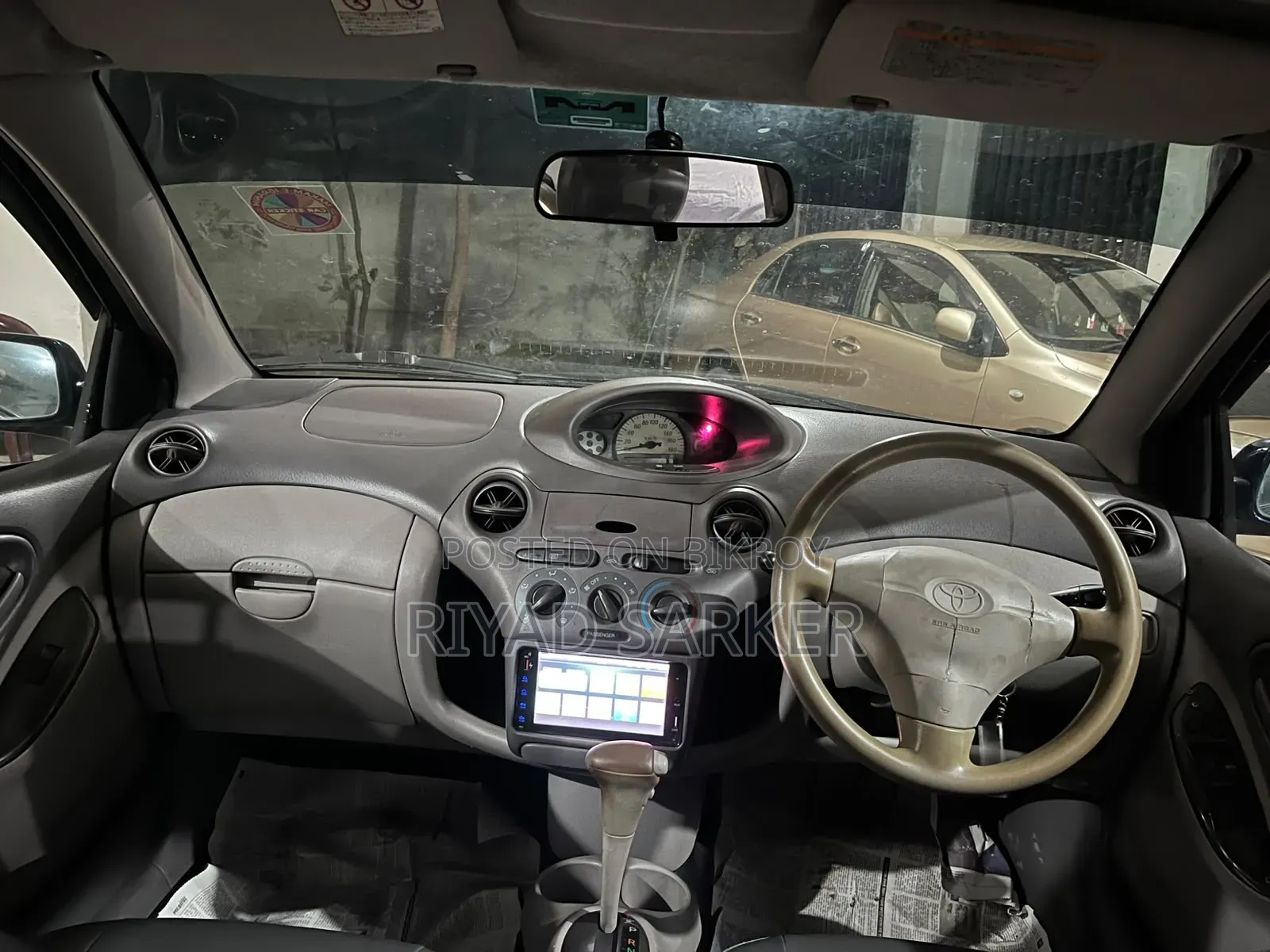 Toyota Platz 2000 Blue