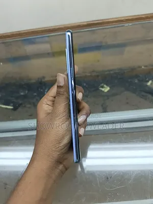 অপ্পো রেনো৬ প্রো ৫জি ২৫৬ জিবি সাদা