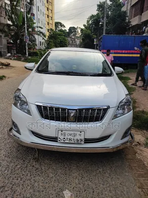 টয়োটা প্রিমিও ২০১৫ পার্ল