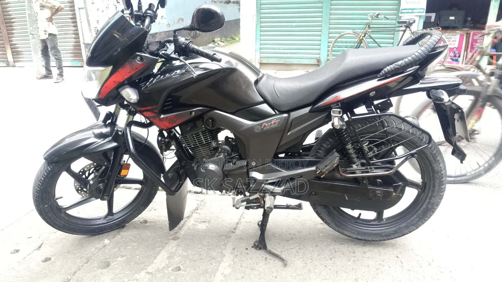 Hero Hunk 2021 Black