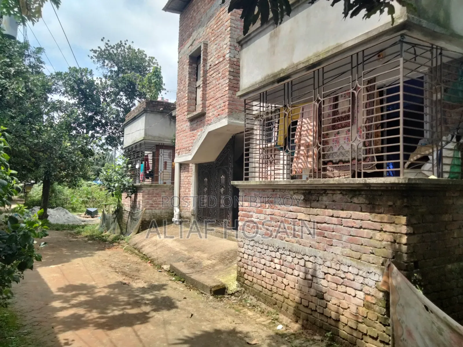 Furnished 4-Bedroom Apartment in Pubail Bajar O Vumi, Gazipur Sadar