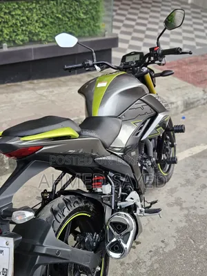 Suzuki Gixxer 2025 Gray