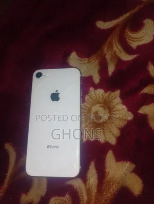 অ্যাপল আইফোন ৮ ৬৪ জিবি গোল্ড