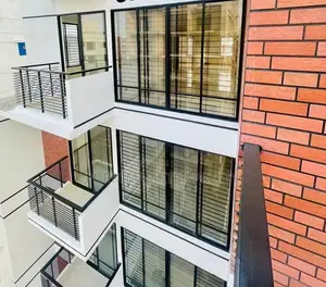 4bdrm Apartment in Banasree for sale