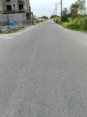 সেক্টর-১৭ই, দক্ষিণমুখী ৩+৩=৬ কাঠা