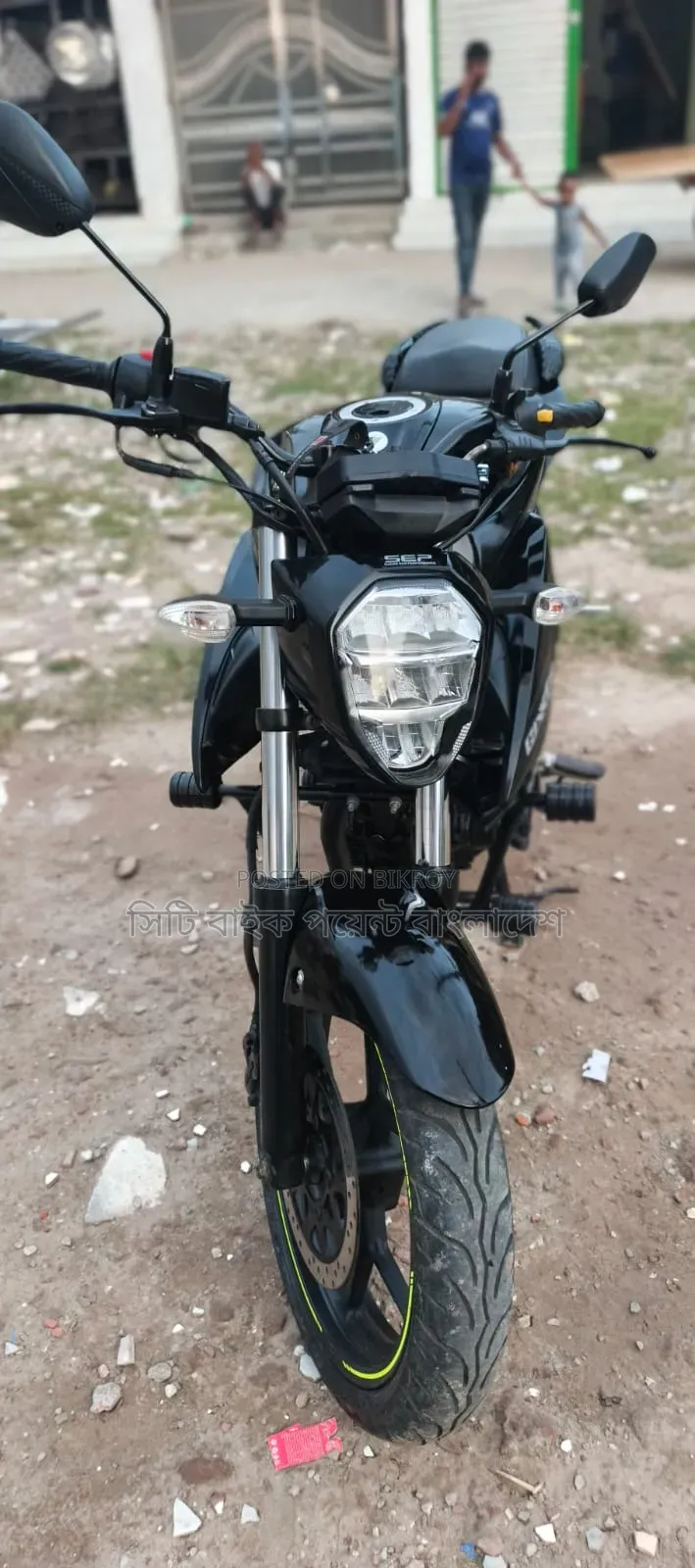 সুজুকি জিক্সার ২০২৪ কালো