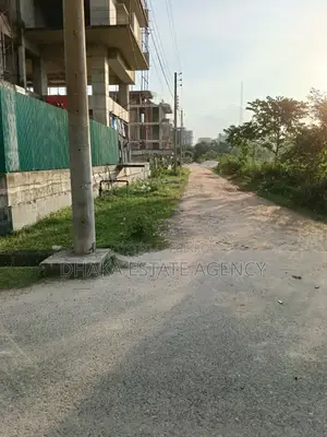ব্লক-এন দক্ষিণমুখী ৫ কাঠা ২য় রোড বাজার প্রতিদিন