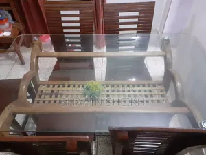 ৬ চেয়ার ডাইনিং টেবিল