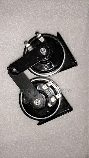 পক পক হরেন