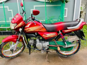 Hero HF Deluxe 2018 Red