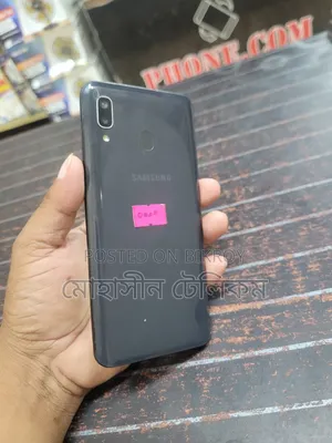 Samsung Galaxy A20 32 GB Black