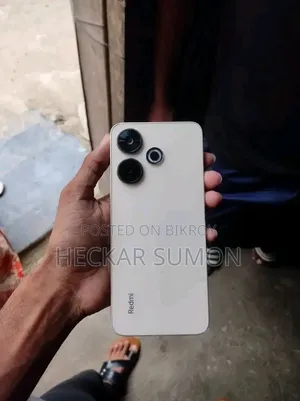 মোবাইল ফোন ১২৮ জিবি গোল্ড