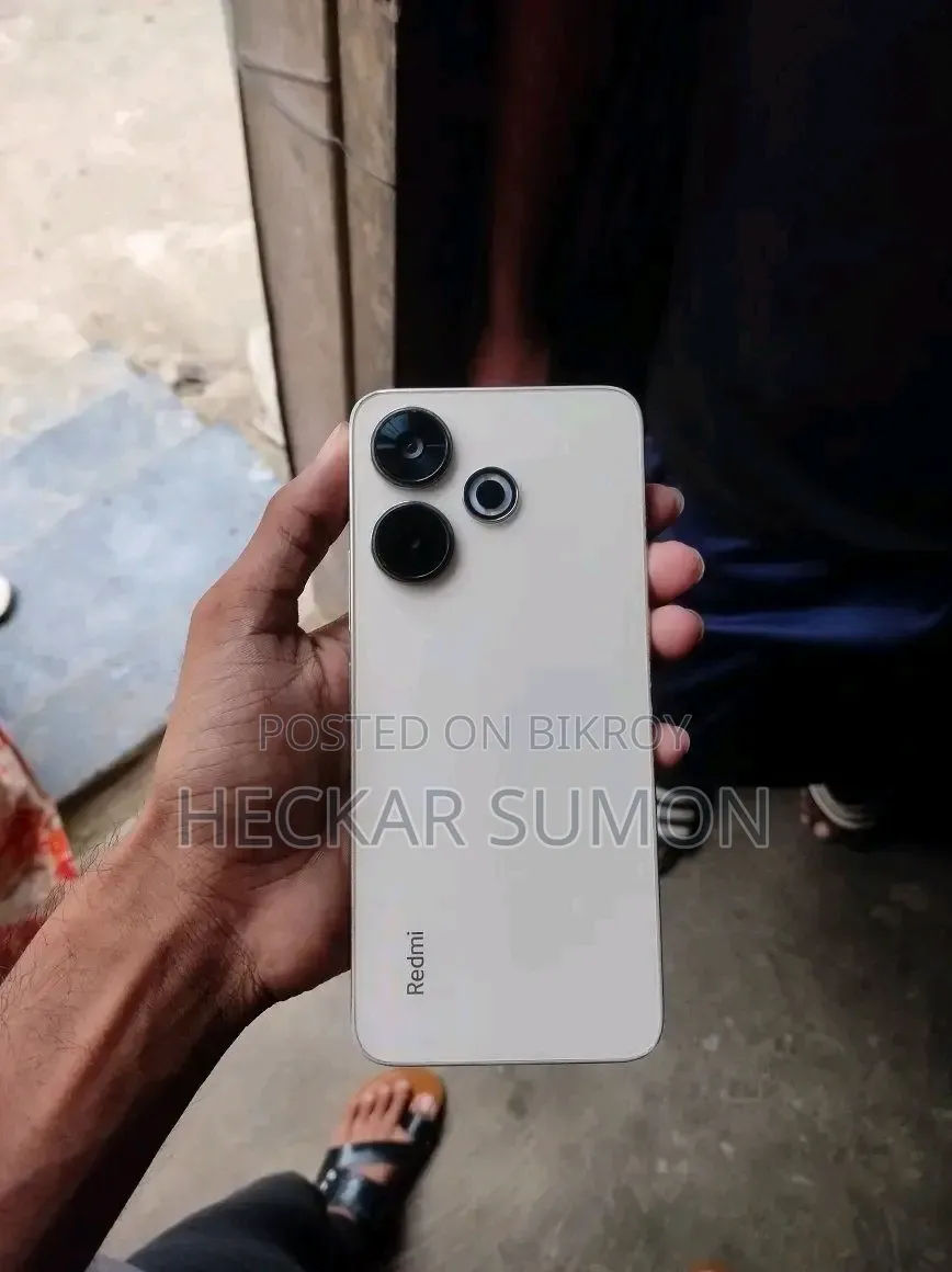 মোবাইল ফোন ১২৮ জিবি গোল্ড