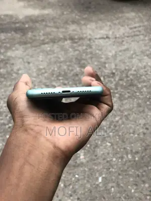 অ্যাপল আইফোন ১১ ৬৪ জিবি গ্রিন