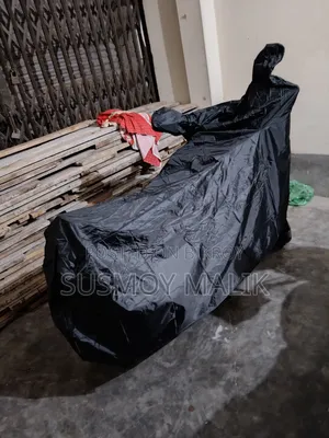 সুজুকি জিএসএক্সএফ ২০১৮ ব্ল্যাক