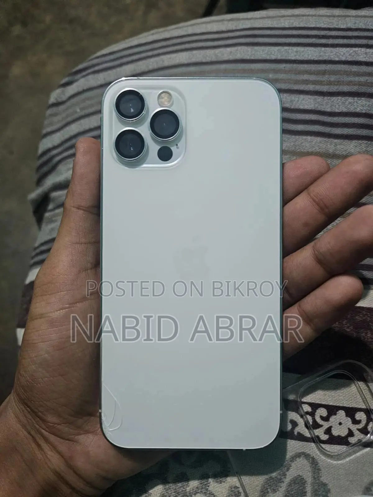 iPhone 12 Pro / Fresh Condition